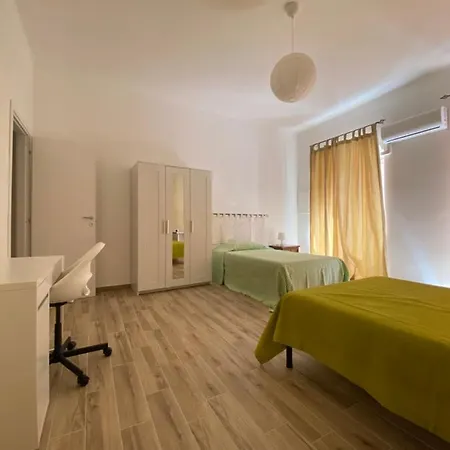 Via Azuni Apartment Cagliari